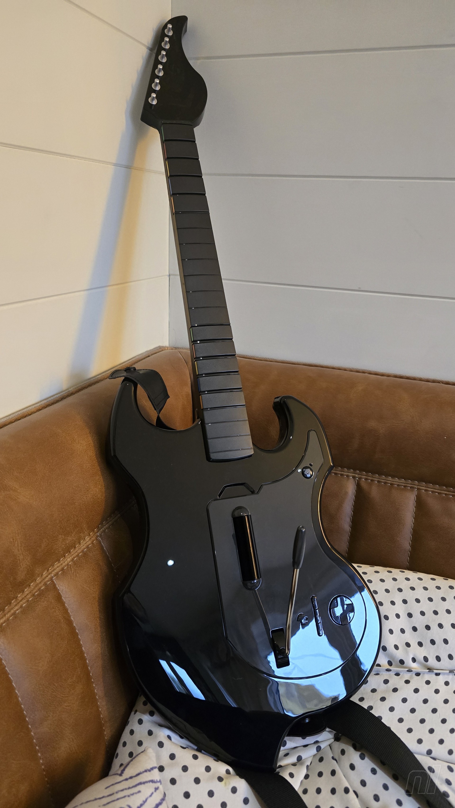 PDP Riffmaster Wireless Guitar screenshot 4 for Xbox Series X