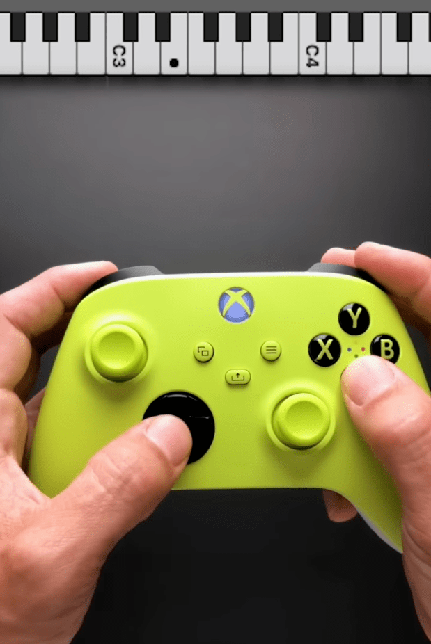 Electric Volt Controller screenshot 3 for Xbox Series X