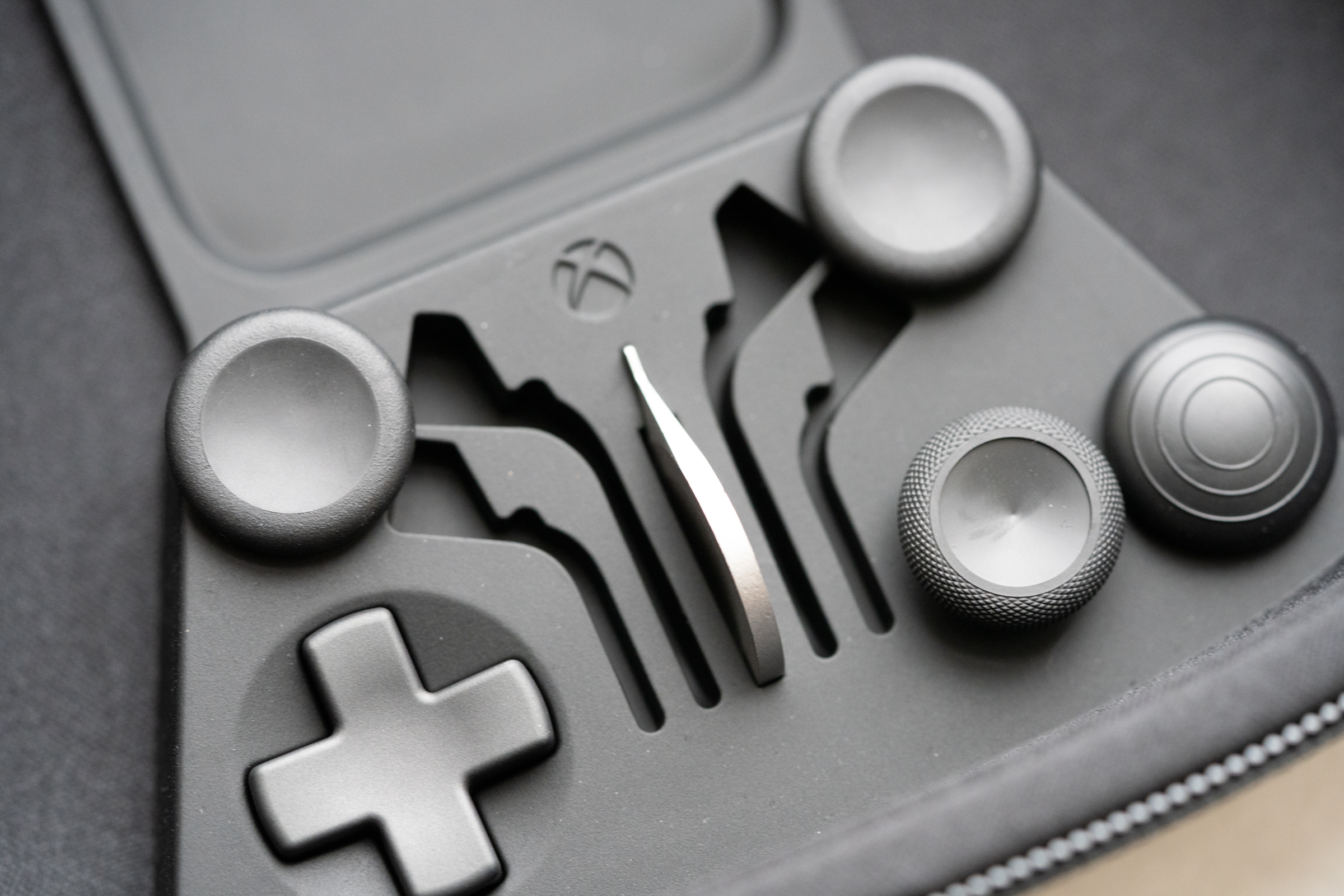 Elite Series 2 Wireless Controller screenshot 4 for Xbox Series X
