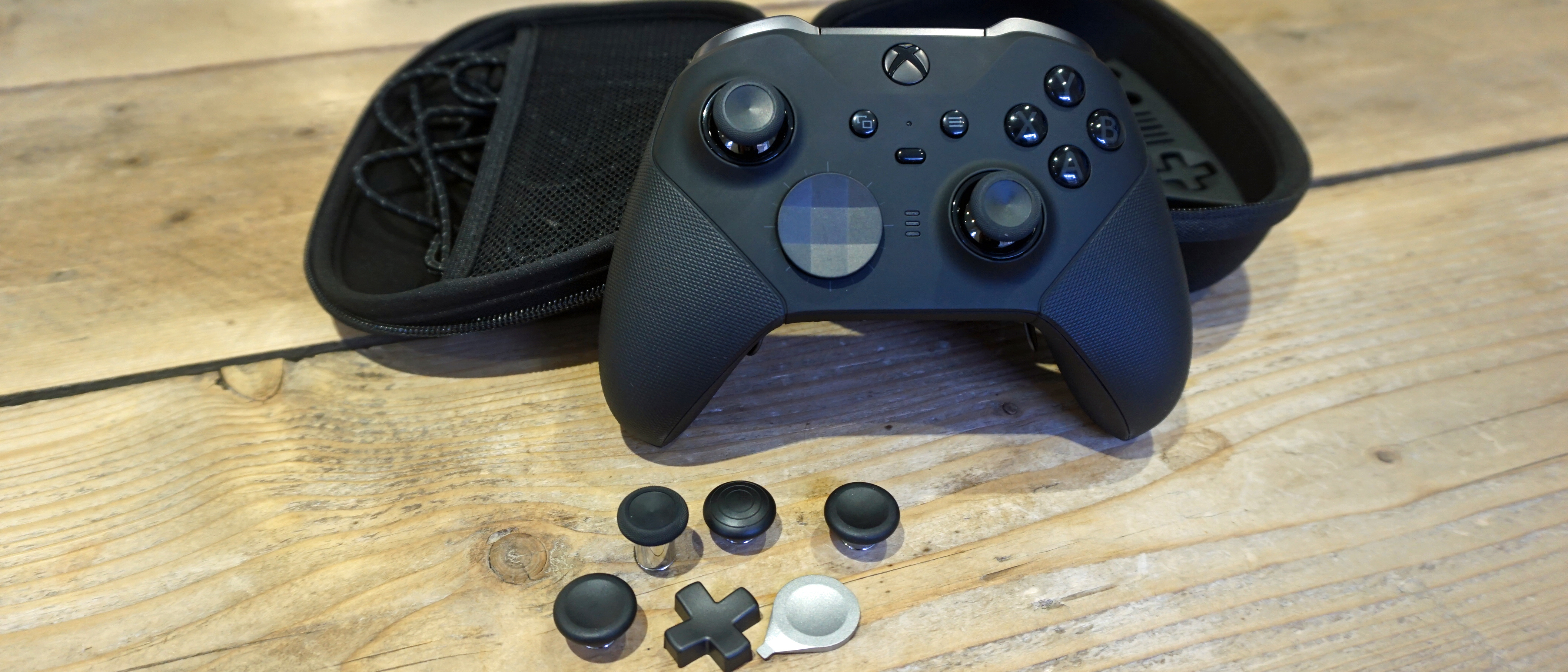 Elite Series 2 Wireless Controller screenshot 5 for Xbox Series X