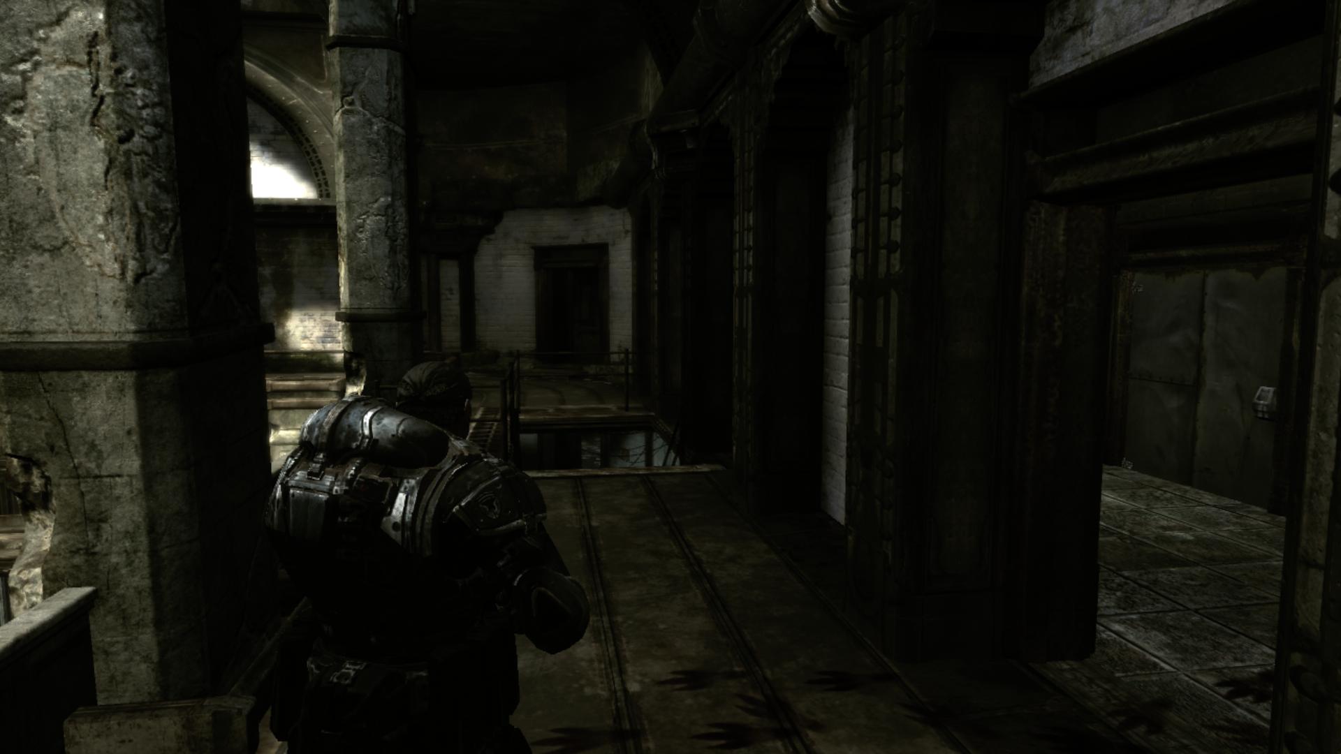 Gears Of War [Bonus Disc] screenshot 3 for Xbox 360