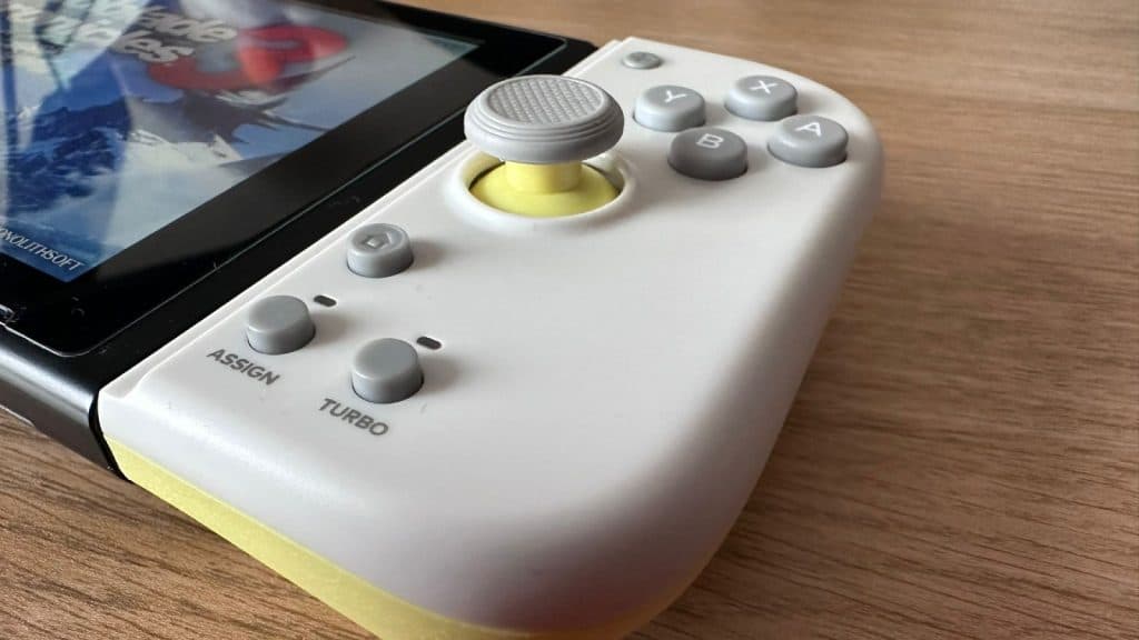 Hori Split Pad Compact screenshot 3 for Nintendo Switch