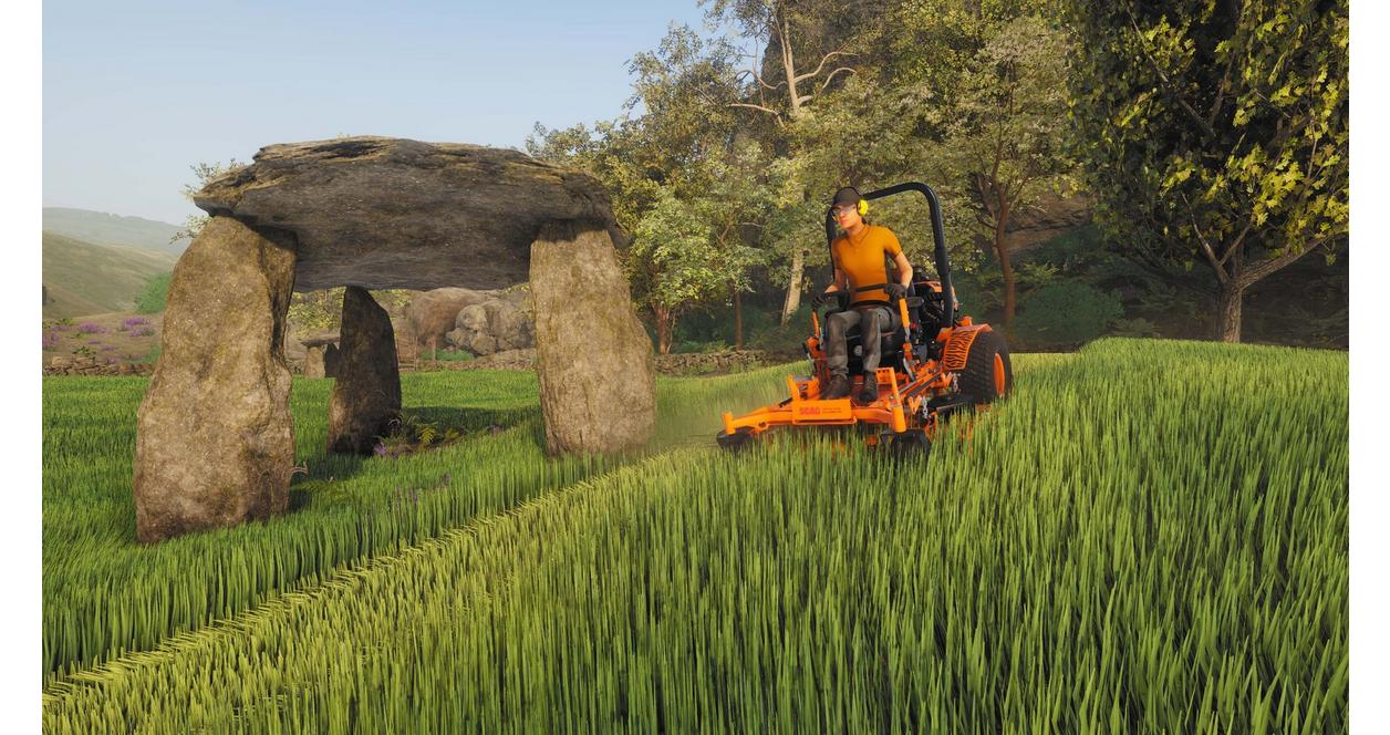 Lawn Mowing Simulator: Landmark Edition screenshot 2 for Nintendo Switch