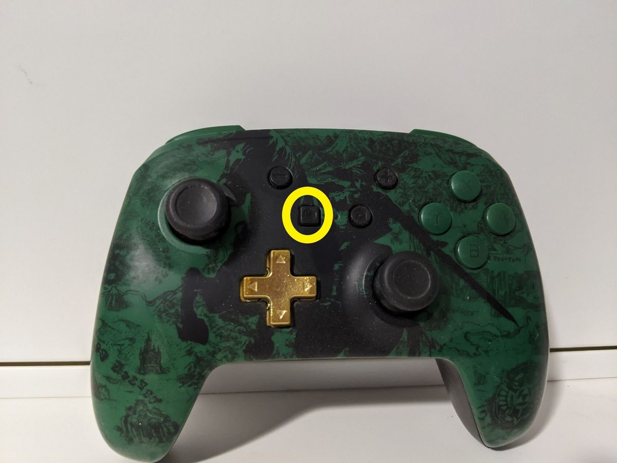 White Wired Controller screenshot 2 for Nintendo Switch